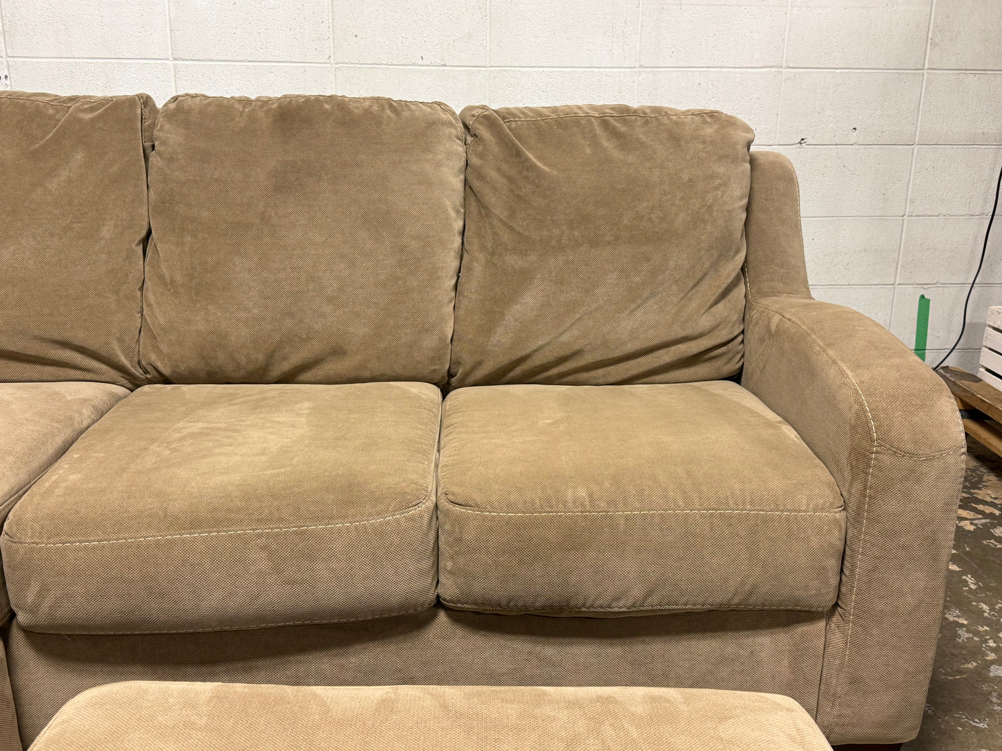 Beige Sectional Couch w/ Ottoman