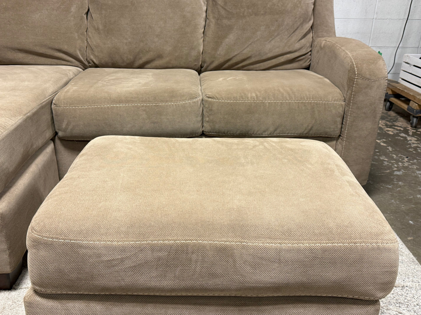 Beige Sectional Couch w/ Ottoman
